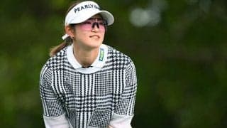 原英莉花「跳ねてしまって」痛恨ダボ10位後退も…　観客の目を引いたウェア＆サングラス