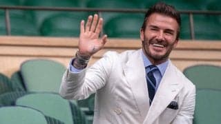 イケメン過ぎ！ 長男の誕生日を祝うベッカム、赤ちゃん抱く若き23年前の姿が注目