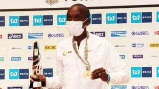 キプチョゲ、V会見終了後に自ら訴え「スポーツで平和を」　ウクライナ侵攻に熱弁