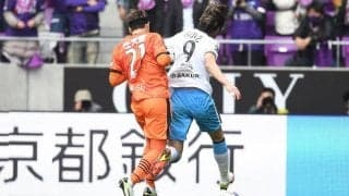 圧倒的な存在感を誇る2人の男「磐田・遠藤保仁」「京都・ピーター・ウタカ」の良質なプレー【京都ｖｓ磐田】(2)