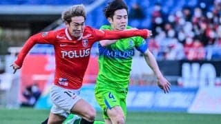 浦和レッズ、今季初勝利(2)！「1トップから左SBそして１トップ」驚異の適応力を見せた明本考浩