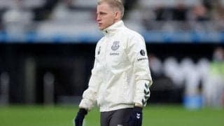 ベルカンプの娘がマタニティフォトを公開！「もうすぐ会えるよ」、子供の父親はオランダ代表MF