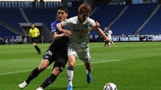 続いていくのは「戦争の世紀」か「サッカーの世紀」か(2)「サッカー御三家」広島をレベルアップさせたドイツ兵