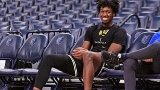 ウォリアーズのワイズマンがGリーグの試合に出場へ…復帰へ向けて大きく前進