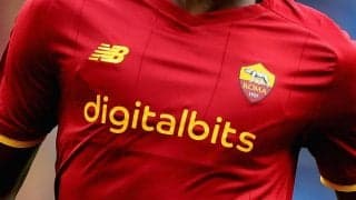 ローマ、ラツィオとのダービー用ユニフォームを発表、エンブレムは4th同様「ASRエディション」