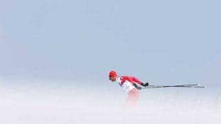 まるで雲の上を飛んだ幻想的1枚　偶然にも自然現象が重なったパラ選手の姿とは【Image of the Day】