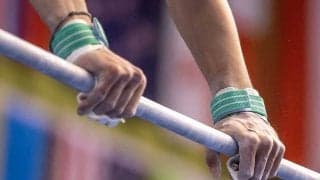 ロシア軍象徴「Z」印の体操選手　五輪金メダリストも批判「愚かなジェスチャーだ」