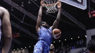 3Qに躍動した島根が西地区頂上決戦を制す…琉球の連勝記録は「20」でストップ