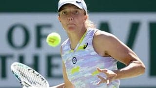 シフィオンテク 逆転で初戦突破