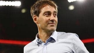 鹿島新指揮官ヴァイラーがついに来日！　ファンからも「待ってました！！」と歓迎の言葉