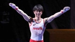 内村航平、現役最終演技の鉄棒で着地乱れ「だからTHE FINALなんです」　納得できず苦笑い