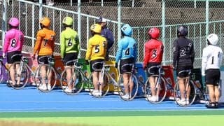 無観客の卒業記念レース