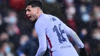 「メッシが乗り移った！」連続フェイントで次々相手がスリップ！バルサMFの驚愕ドリブルに反響続々