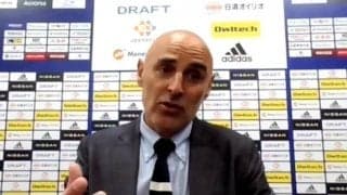 「延期にしてもおかしくない」最悪のコンディションでの試合、横浜FM・マスカット監督がファンに謝罪「残念で申し訳ない」