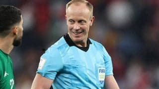 観客が投げたカップ直撃のブンデス審判員、その当時を回想…診断結果も明かす