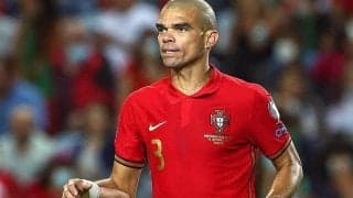 ポルトガル代表、重鎮ペペがコロナ陽性…ルベン・ディアス欠く中で主力CBにアクシデント《カタールW杯欧州予選PO》