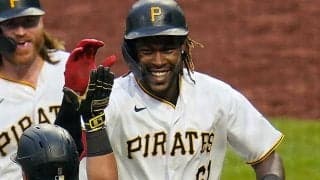 打球追えず「とんでもなく遠くまで飛んだ」有望株の“変態特大弾”にMLB公式驚愕