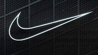 新宿の巨大3D猫でも話題　ナイキの“立体的すぎる広告”に海外注目「未来へきた！」