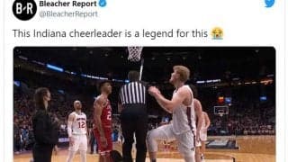 大学バスケの試合救った女性チアリーダーに全米絶賛　再生900万「スーパーヒーローだ」