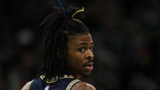 膝の痛みのため戦線離脱したモラント…3年目のスタッツがヒートのレジェンドと酷似？