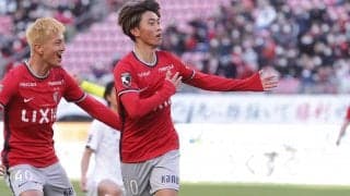 好評・鹿島のオフィシャルスーツ姿、ソロショット公開の荒木には「大人な遼太郎くんも新鮮」「たろちゃんらぶ‼」の声