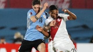 あと数cm…W杯南米予選で強烈キャノン砲に絶妙ロングループの超ゴラッソ…未遂