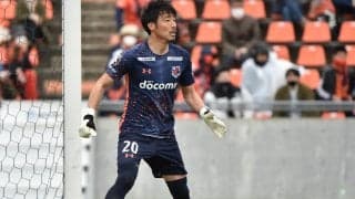 横浜FCが甲府下し首位キープ！大宮vs岡山ではGK2人負傷交代の珍事発生【明治安田J2第6節】