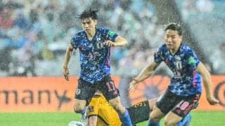 【サッカー日本代表現地ルポ・DAZNには映らなかったオーストラリア戦の裏側(2)】「視界不良の大雨」と「大きな役割」を果たした2人のベテラン選手