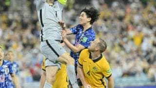 代表選手も例外ではない！「偶然見かけた厳しい入国事情」【サッカー日本代表現地ルポ・DAZNには映らなかったオーストラリア戦の裏側(3)】