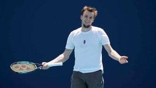 「こんなの見たことある？」　海外テニスでラケットの機能を無視した奇抜ショットが話題