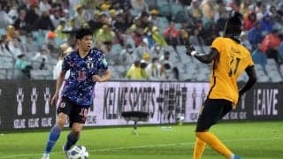 山根視来が台頭した右サイドに比して不安が残る「狙われた」左サイド【W杯予選最終戦の活用は、日本代表の本大会への「第一歩」】(3)