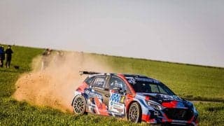 ヒョンデカスタマーのニコラ・シャマン、フランスラリー選手権戦で優勝