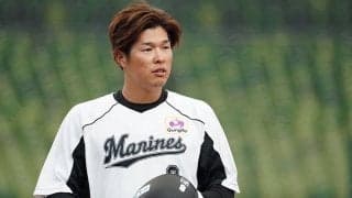 ZOZOマリンで珍事発生　塁線の歪みで試合が中断、白線引き直して試合再開