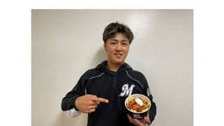 ロッテ13種の選手グルメ新発売　山口航輝はローテッドポテト「めちゃくちゃ美味しい」