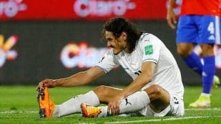 カバーニ、先発チリ戦で負傷交代…右ふくらはぎのケガか