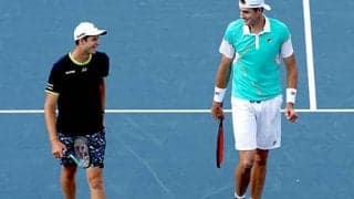 イズナー組、全豪優勝組と激突