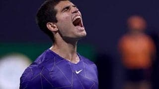 アルカラス決勝進出 王者撃破