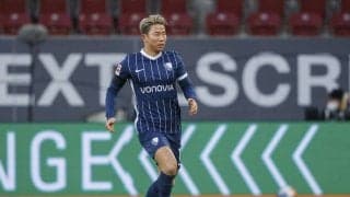 ｢衝撃のスーパーゴール炸裂｣!!日本代表・浅野拓磨が2ゴールでボーフムの勝利に貢献!!｢ジャガーポーズ｣披露！W杯同組ドイツ代表指揮官の前で奪った｢2ゴール｣