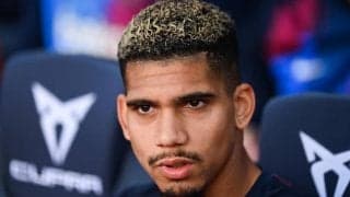 去就揺れるアラウホ、契約延長希望を改めて明言「何年もここに居れる」