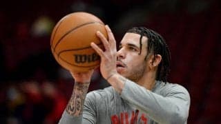 左ひざの手術から約2か月…ブルズの司令塔ロンゾ・ボールが今季残り試合も欠場か