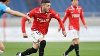 浦和レッズ伝統の「色」が復活。旗手は新加入スウェーデン人ウインガーだ