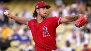 【MLB】「やめようと思ったけど…」　エ軍“もう1人の二刀流”がサイン伝達機器に悪戦苦闘？