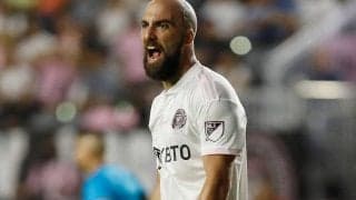 父が引退を語ったイグアインが「誤解」と自ら否定「父や他の人が言うことは何も関係ない」