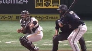 “サイン違い”でも甲斐キャノン発動　動じない爆肩「送球コース完璧」「流石すぎ」