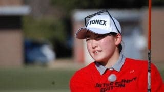 体の柔らかさを生かした捻転差で飛ばす！岩井千怜スイング解説