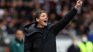 バルサを圧倒し数的不利も引き分けたフランクフルト、指揮官はファンの後押しに感謝「ファンが我々を前進させてくれた」