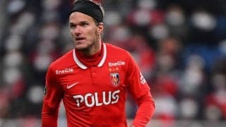 浦和DFショルツに日本人より日本人らしい趣味！？ユンカーからは服装いじり「パジャマ姿で…」