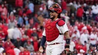 【MLB】現役最強捕手の“爆肩”に「本当に引退するの？」　本人不満顔の盗塁阻止に米驚愕