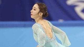 韓国女子スケーターの始球式に騒然　2A→ストライク投球で海外「彼女に釘付けだ！」