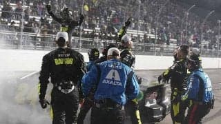 ドライバー同士が殴り合い　米自動車レースで起きた乱闘に唖然「暴力じゃ解決しない」
